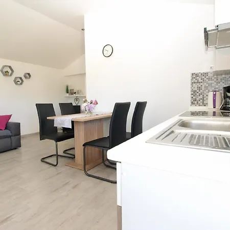 Fuer 3 Personen Ca 40 Qm In Pula, Istrien Istrische Riviera Hébergement de vacances Pula